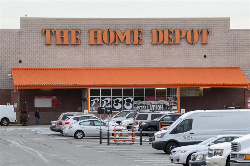  Home Depot gagne 6,851 millions de dollars jusqu'en octobre, 10,3% de plus