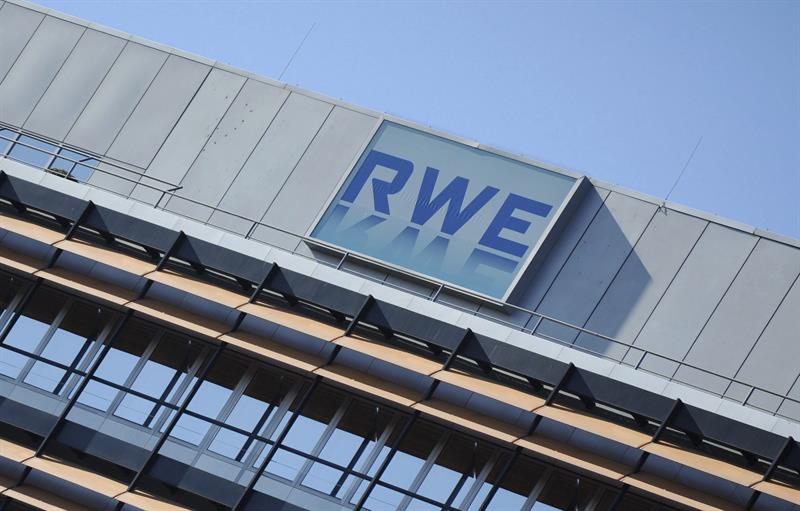  La compagnie d'Ã©lectricitÃ© allemande RWE a remportÃ© 2 200 millions d'euros cette annÃ©e
